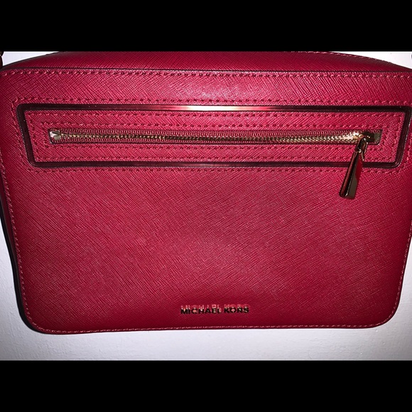 Michael Kors Large Crossbody - Picture 2 of 12